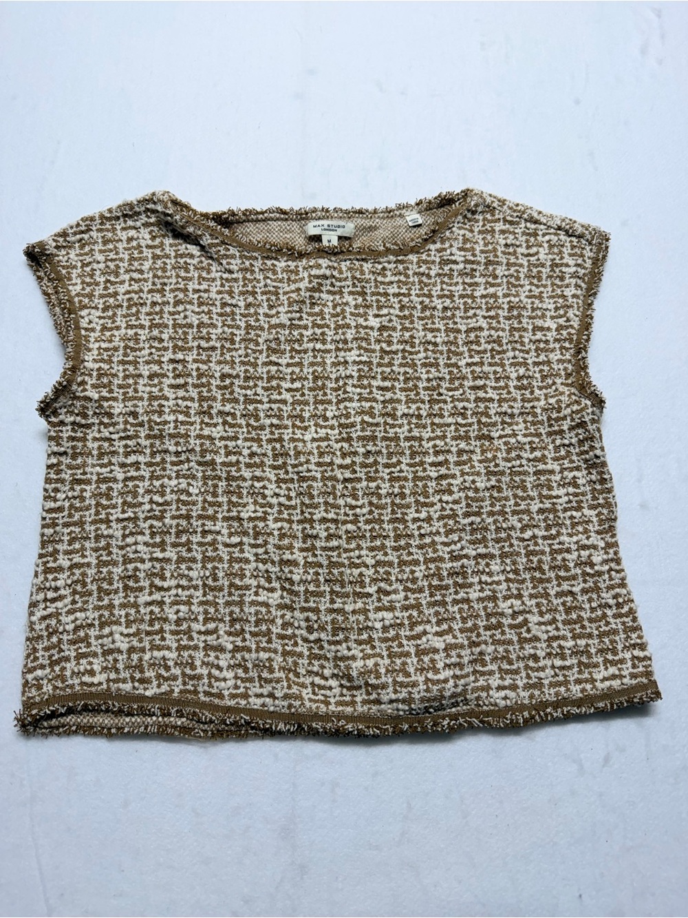 Max Studio London cream and tam Textured Knit Cap-Sleeve Crop Top M